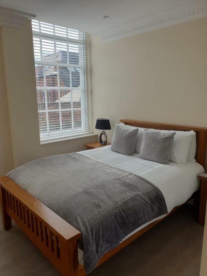Birchover Juniper Court Lejlighedshotel Nottingham Eksteriør billede